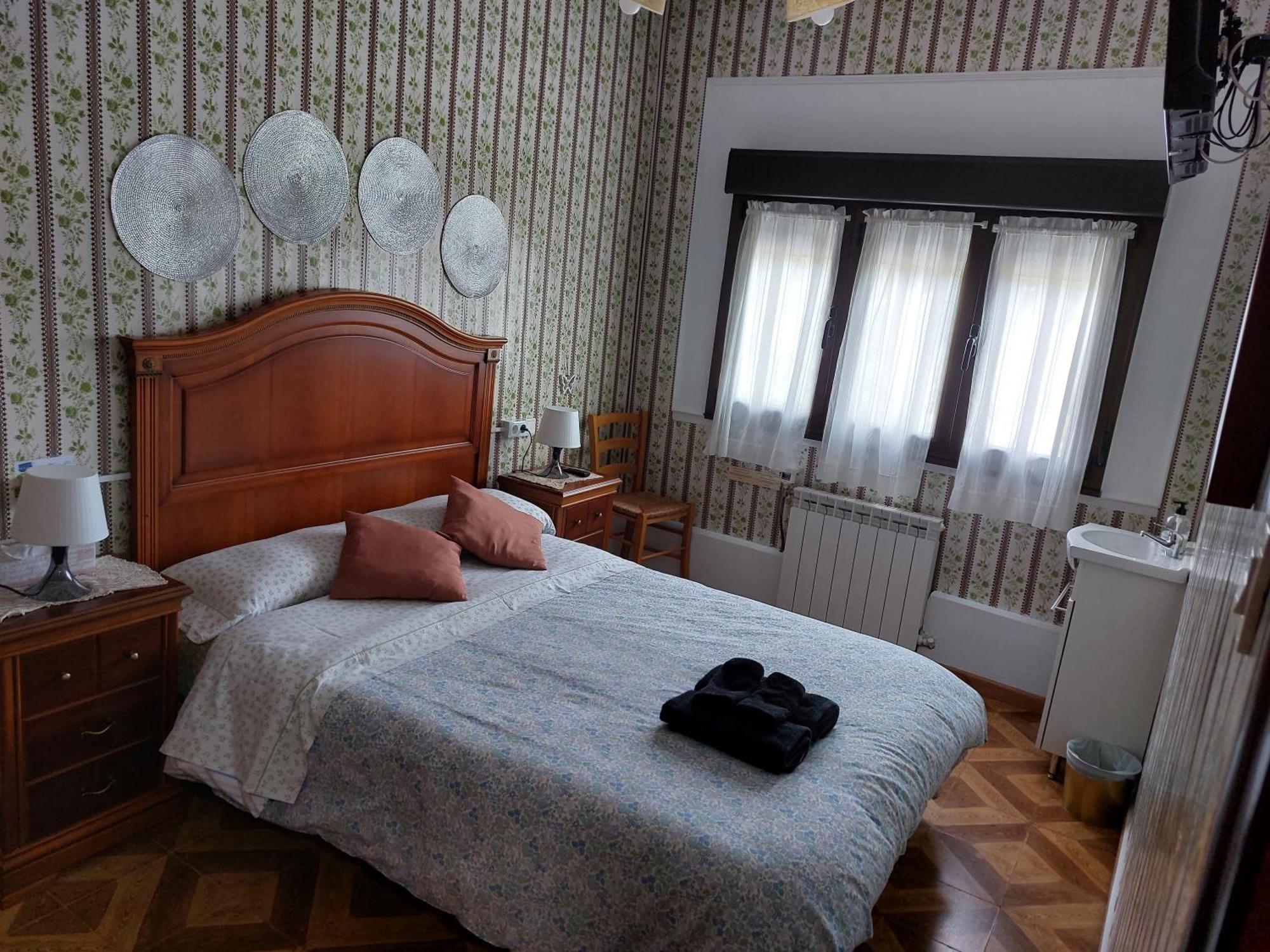 Pensión El Pozo Cudillero Habitación foto